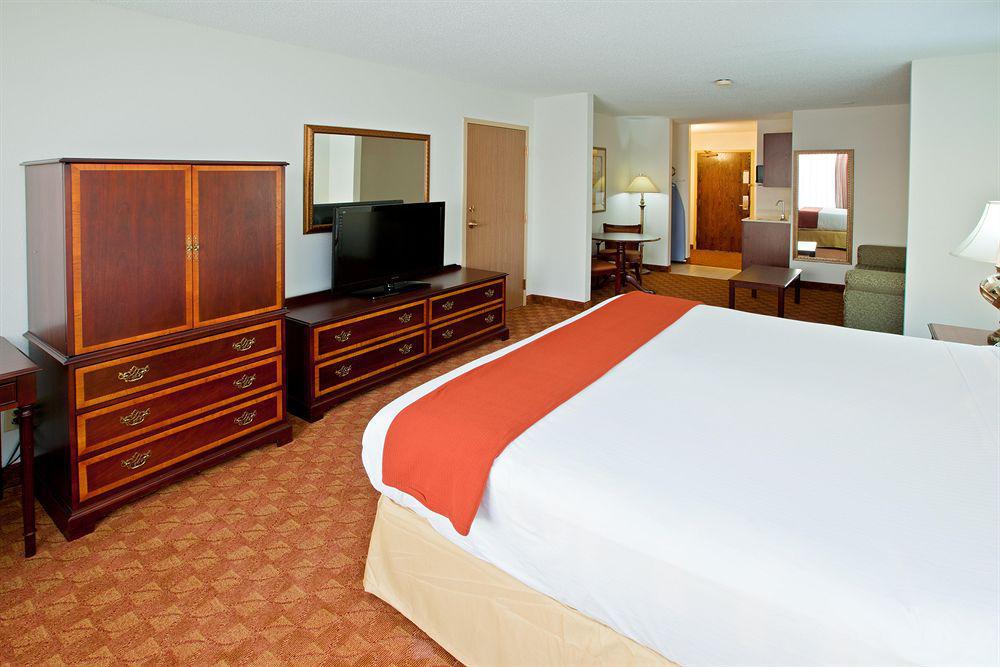 Holiday Inn Express & Suites Shelbyville By Ihg Zimmer foto