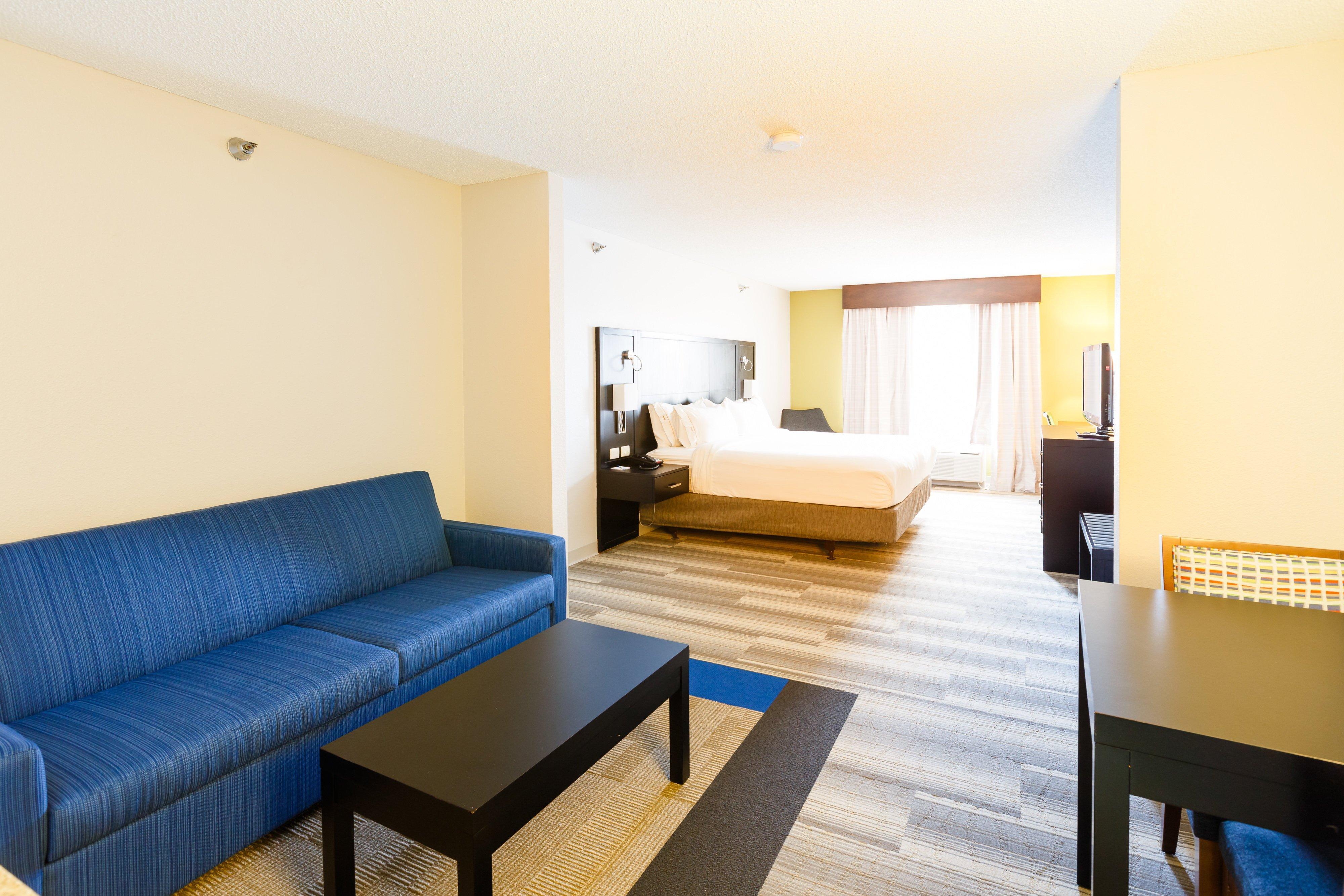 Holiday Inn Express & Suites Shelbyville By Ihg Exterior foto