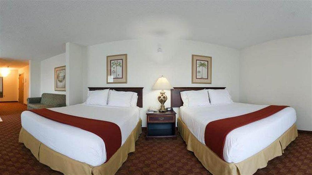 Holiday Inn Express & Suites Shelbyville By Ihg Exterior foto